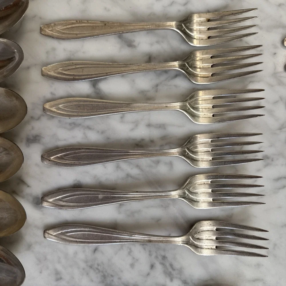 International Silver SILHOUETTE Stainless Steel Flatware-42 Piece-6 Pc Pl